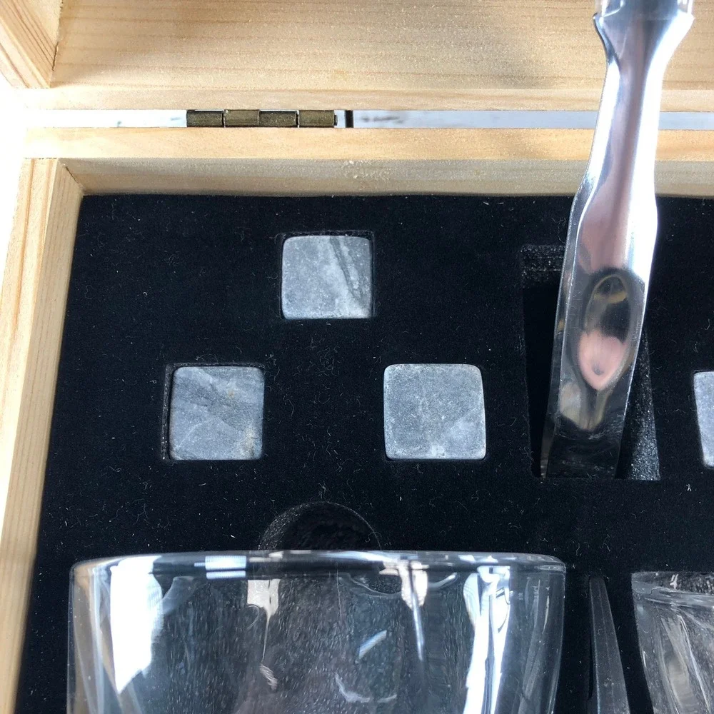 Whiskey and Cigar Gift Set Wood Box 2 Twisted Glasses Chilling Stones‎ Unused